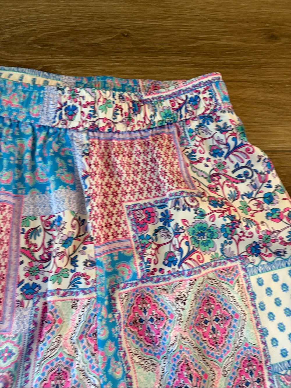 Skies Are Blue Patchwork Wide-Leg Pants - Picture 3 of 4